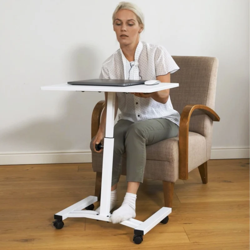 Tatkraft Cheer - Laptoptisch, Betttisch, Laptoptisch Höhenverstellbar, Laptoptisch Sofa, Laptoptisch Bett, mit Rollen, MDF Holz, Stahl, Weiß