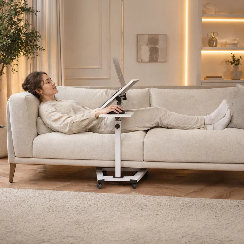 Tatkraft Like Laptoptisch Höhenverstellbar, Laptoptisch mit Rollen und Mausablage, Laptoptisch Sofa, Laptoptisch Bett, MDF, verchromter Stahl, weiß