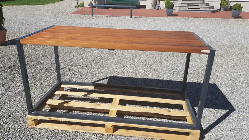 Designer Gartenset (Bänke mit Lehne)