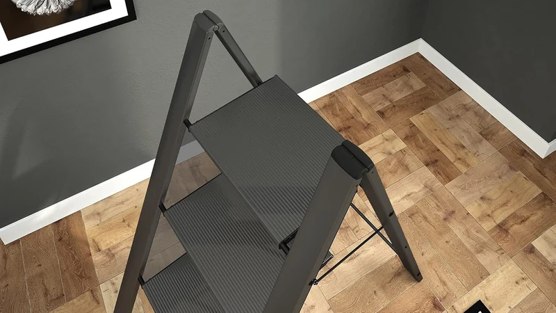 Colombo Leonardo 3 - Trittleiter, Trittleiter mit 3 Stufen, bis 150 kg Belastung, aus robustem, rostfreiem Aluminium, Schwarz