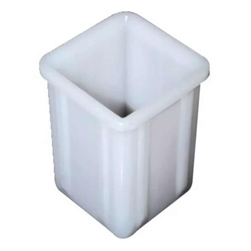 Reduzierstück von 60 x 60mm auf 40 x 40 mm, aus Kunststoff, weiß