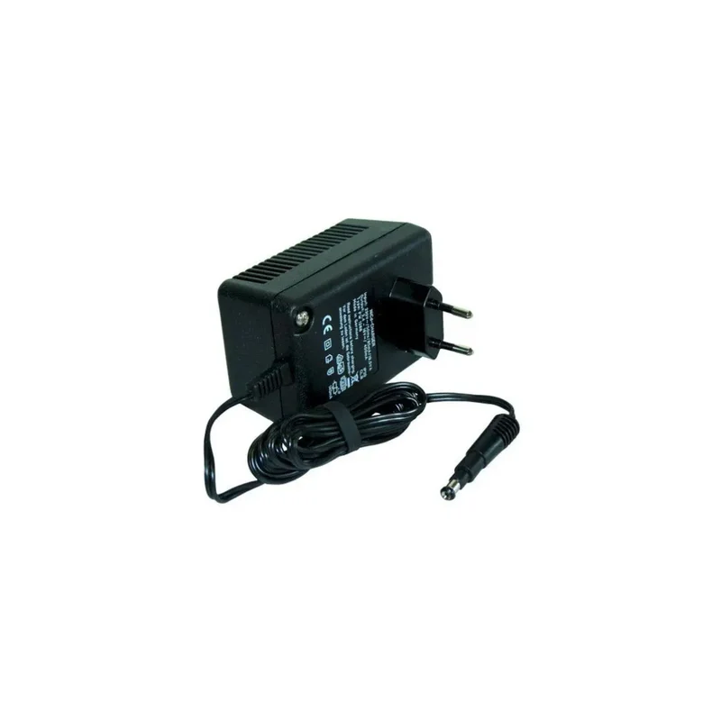 Ladegerät für NC-Akku Eingang 100-240V~/0,3A, 50-60Hz
