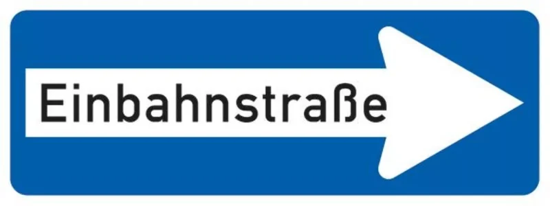 Verkehrszeichen VZ220-20 Einbahnstraße rechtsweisend
