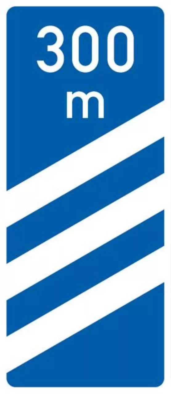 Verkehrszeichen VZ450-52 Ankündigungsbake dreistreifig (300m)