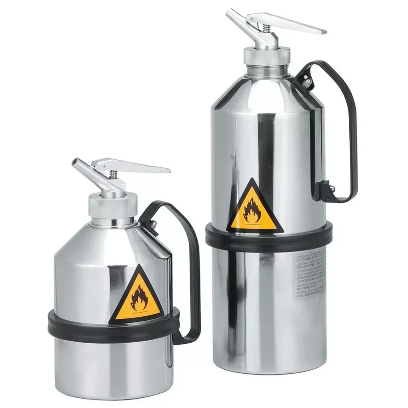 Dosierkanne aus Edelstahl, mitnach allen Seiten drehbarem Feindosierer, Volumen 2,5 l, Durchm.xH 145x280 mm