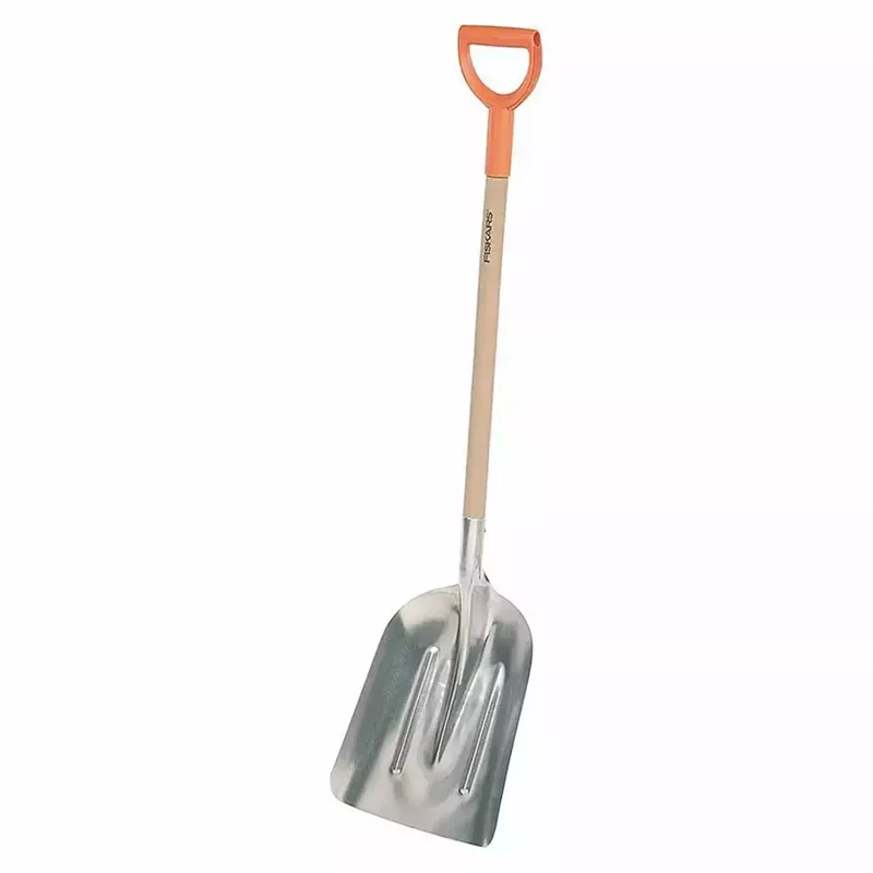 Fiskars Schneeschaufel mit Birkenholz-Stiel