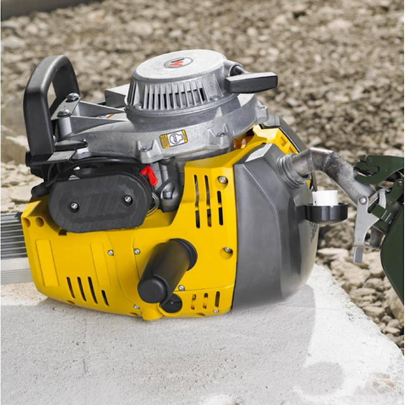 Abbruchhammer mit Benzinmotor, Wacker Neuson Typ BH65 27x80, Schlagzahl 1.300 kg/m2s, Energie 65 Joule