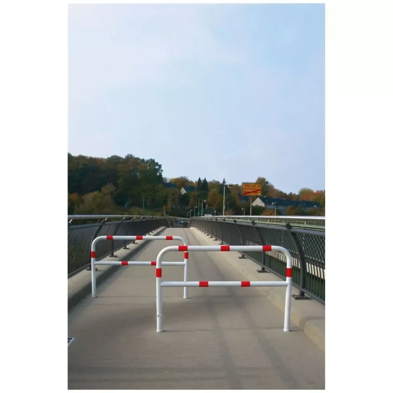 Wegesperren herausnehmbar und drehbar, mit Dreikantverschluss mit Knieholm