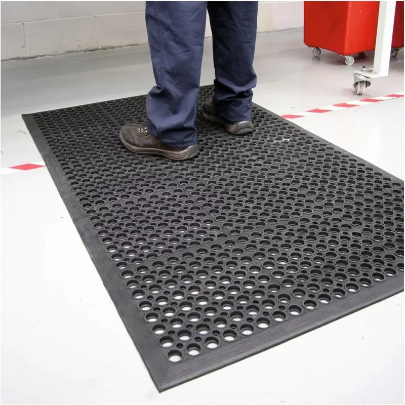 Arbeitsplatzmatte aus SBR-Gummi, LxB 900x1500 mm, Stärke 14mm, R 10, schwarz