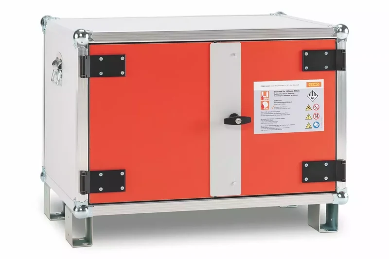 Akku-Ladeschrank, Li-SAFE 8/5 Premium, L.890 x B.660 x H.620 mm, 1 vier-fach 230 V Steckdose, Stapelfüßen, Rauchmelder, Lüftung und Alarmierung
