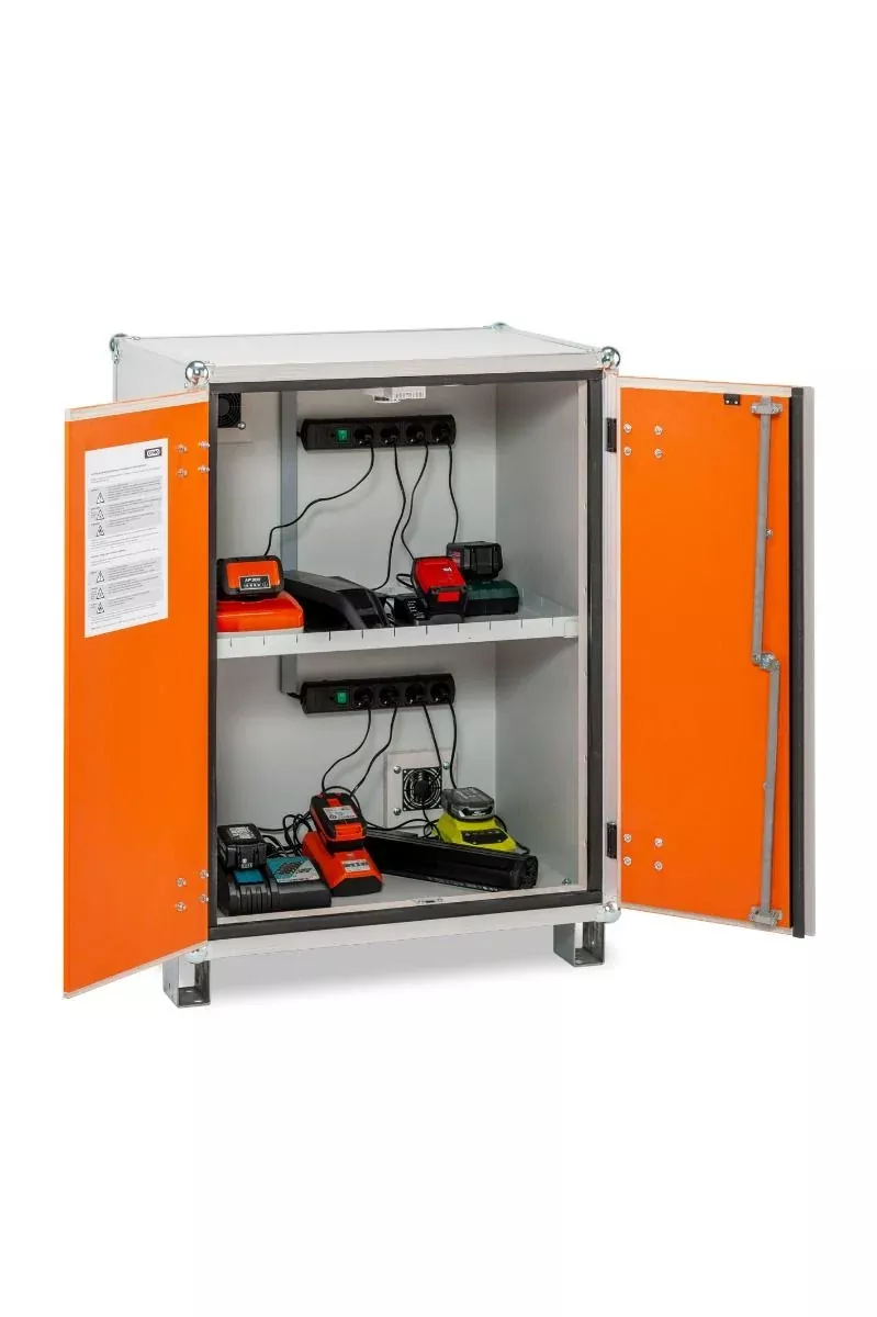 Akku-Ladeschrank, Li-SAFE 8/10 Basic, L.800 x B.660 x H.1110 mm, 2 vier-fach 1-phasige Steckdosen, Stapelfüßen, Rauchmelder und Lüftung