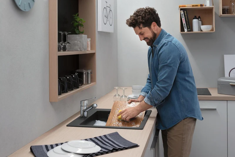 Hansgrohe Schneidebrett Eiche F16 – Passend für S51 SilicaTec & S71 Edelstahlspülen