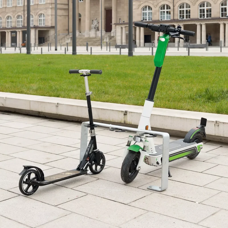 Scooter-Parker, 5 Einstellplätze, feuerverzinkt, H 400 x B 800 x T 70 mm, zum Aufdübeln